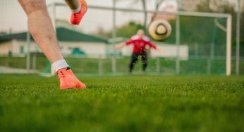 Quanto guadagna un calciatore di serie b? A stagione, all’anno