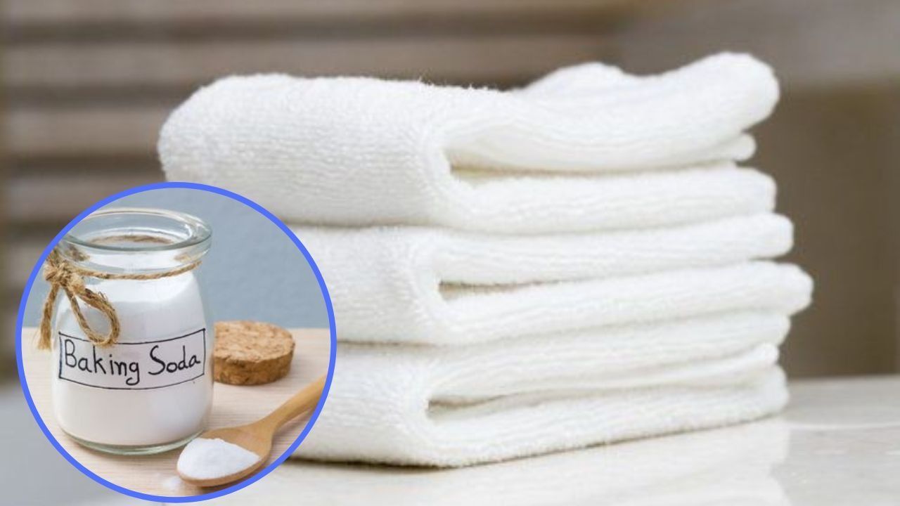 Asciugamani bianchi metodo percarbonato di sodio